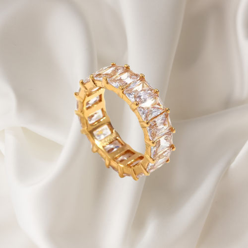 Luxe Radiance Ring