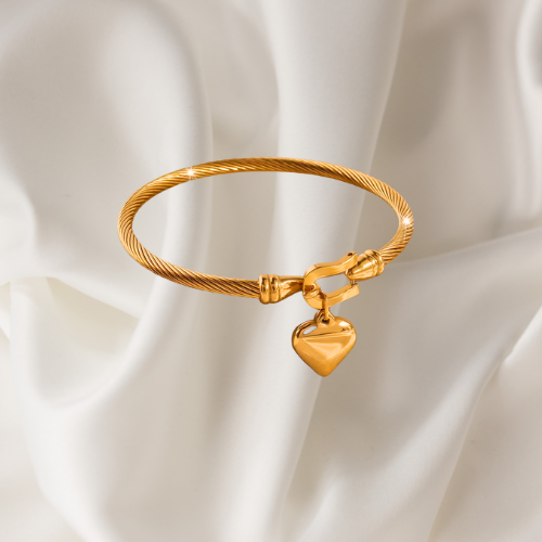 Eternal Heart Gold Bracelet