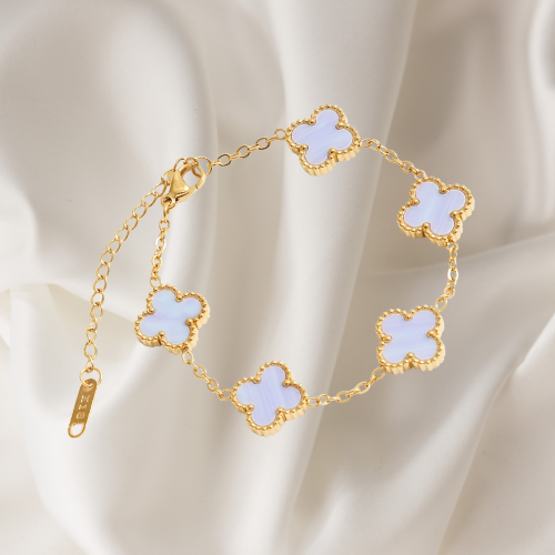 Viorelle Clover Bracelet