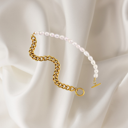 Cuban Classy Pearl Necklace