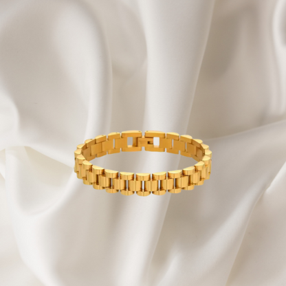 Timeless Gold Bracelet